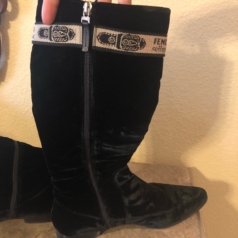 Vintage Fendi Boots🖤